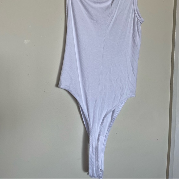 Betro Simone White Asymmetrical Ribbed Bodysuit - Picture 5 of 9